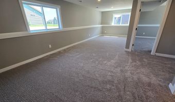 1801 12th Ave NE, Austin, MN 55912