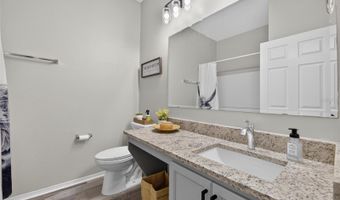 203 STAR SHELL Dr, Apollo Beach, FL 33572