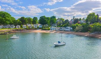 34 Howard Ave, Branford, CT 06405