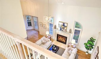 6 Grandstand Dr, Lincoln, RI 02865