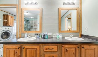 6224 Old River Rd, Baker, FL 32531