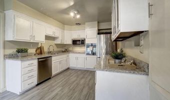 5704 RADNOR Ct, Bethesda, MD 20817