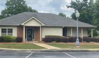 3297 S COLLEGE St S C102, Auburn, AL 36830