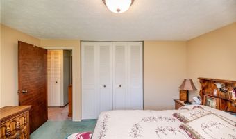 6142 Fairview Rd, Austintown, OH 44515
