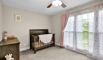 13 IRON Cir, Reading, PA 19607