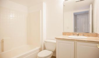 7025 CHESAPEAKE HARBOUR Dr 18B, Annapolis, MD 21403