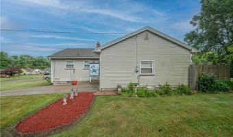 1774 Laurie Dr, Austintown, OH 44511