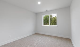 2004 Green Acres Dr, Adrian, MI 49221