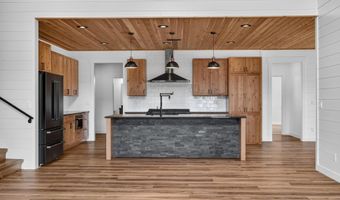 195 CANNON Ln, Blanchard, ID 83804