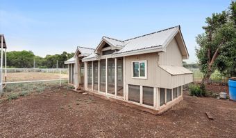 325 Braught Ln, Bosque Farms, NM 87068