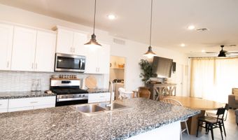243 S SAN GREGORIO Ln, Casa Grande, AZ 85194