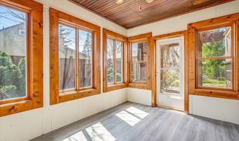 1027 Cedar Ave, Albert Lea, MN 56007