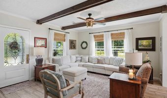 953 Briarwood Dr, Arab, AL 35016