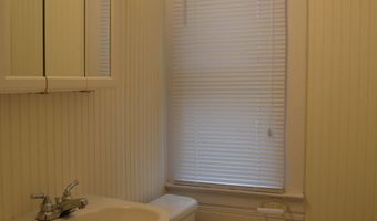 230 W State St, Athens, OH 45701