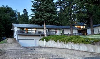 110 Lakeshore Dr, Cascade, ID 83611