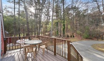 511 Tripps Corner Rd, Exeter, RI 02822