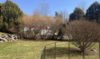 19 N St, Bangor, ME 04401