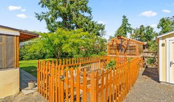 245 S 44TH St, Springfield, OR 97478