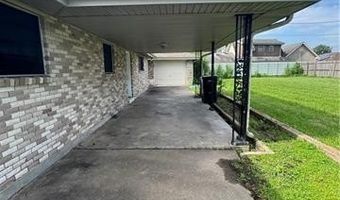 324 CHINCHILLA Dr, Arabi, LA 70032