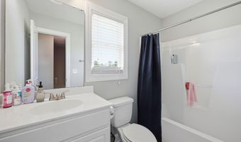 4400 Bristlecone Dr, Ayden, NC 28513
