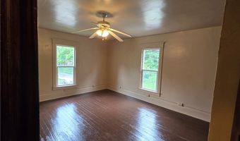 153 Ridgewood Dr, Amsterdam, OH 43903