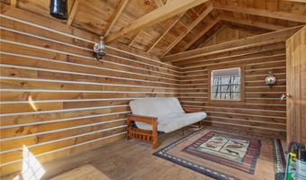 8172 E Ash Rd, Bloomfield, IN 47424