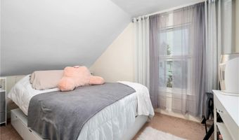 13 Elizabeth St, Cumberland, RI 02864