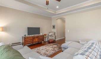 1701 Avondale Ct, Bossier City, LA 71112