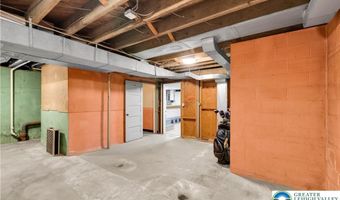 855 N Main St, Allentown, PA 18104