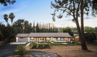 3226 Summit Dr, Escondido, CA 92025