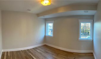 19 Traymore St, Charlestown, RI 02813