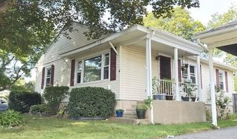 4 Hatherly St, North Providence, RI 02911