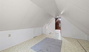957 Cleveland Ave, Amherst, OH 44001