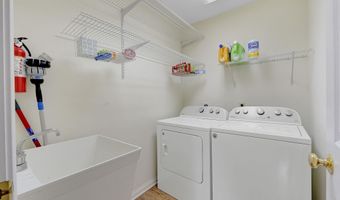112 Orchard Valley Dr, Avilla, IN 46710