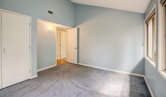 522 Tumbling Hawk 522, Acton, MA 01718