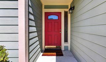 186 PINE St, Atlantic Beach, FL 32233