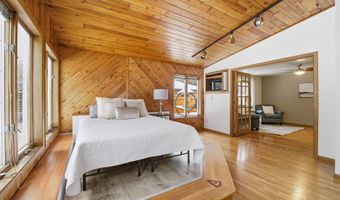 3145 N MORRISON St, Appleton, WI 54911