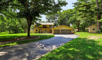 8852 Ridge Hill Dr, Indianapolis, IN 46217