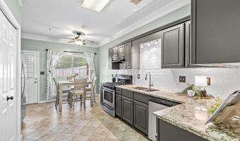 516 TREYMOOR LAKE Cir, Alabaster, AL 35007