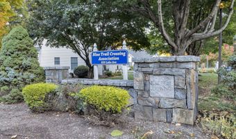 16 Weathervane Rd 16, Bristol, CT 06010