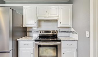 7921 NW 40th St, Bethany, OK 73008