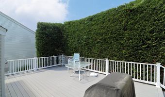 3 Battery Ct, Barnegat, NJ 08005