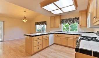 735 Live Oak Dr, Angels Camp, CA 95222