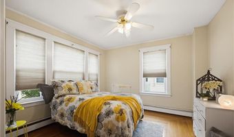525 Willett Ave, East Providence, RI 02915