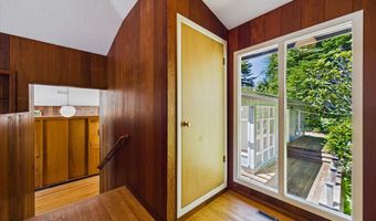 94 California Ave, Arcata, CA 95521