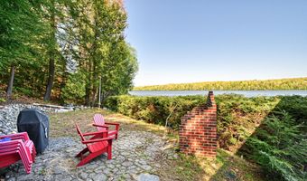4 Tabert Ln, Belgrade, ME 04917