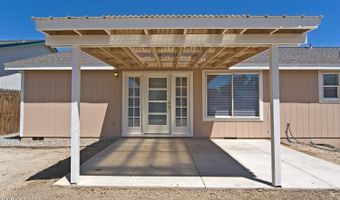 835 Columbine Dr, Fernley, NV 89408