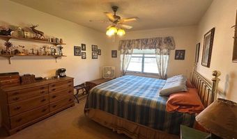 1013 Peachtree Cir, Alpine, TX 79830