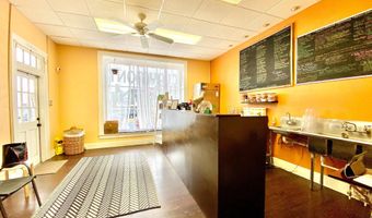 8 COMMONWEALTH Ave, Claymont, DE 19703