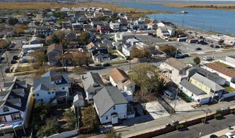 706 Augustine Rd, Atlantic City, NJ 08401